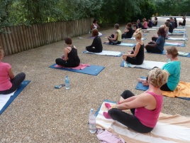 Cours de Yoga avec Parvati à l'Espace Nautique la Grande Garenne à Vernon
