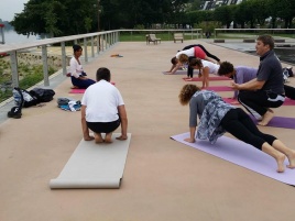 Nordic walk and yoga with Parvati on Stouring at Vernon-Giverny